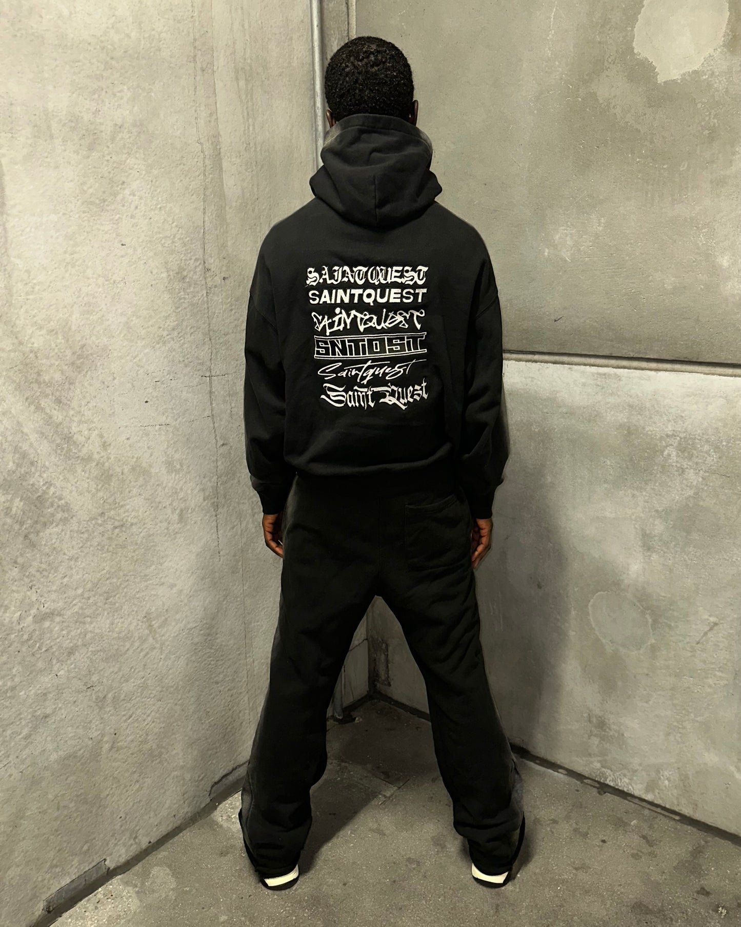 SAINT QUEST JOGGING SUIT (BLACK)