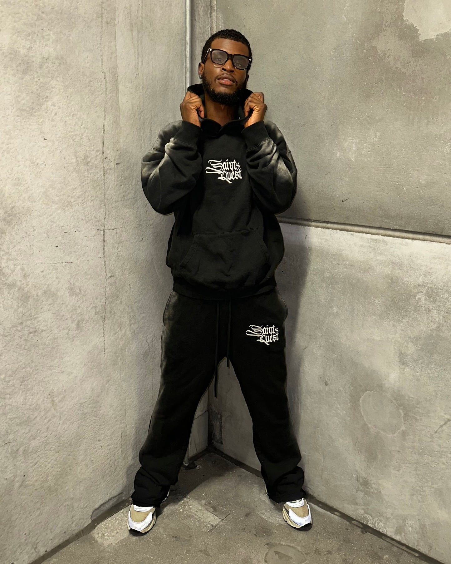 SAINT QUEST JOGGING SUIT (BLACK)