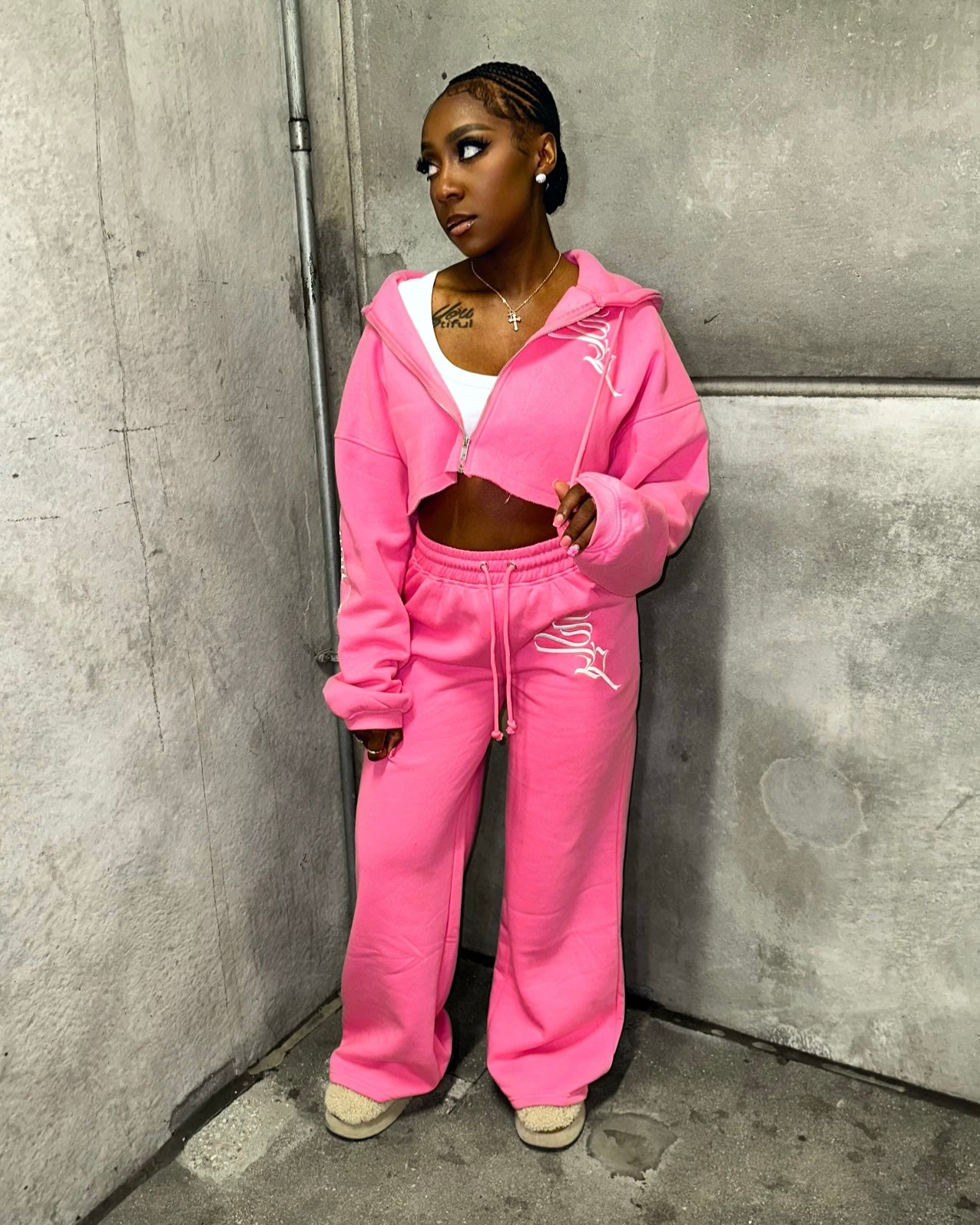 SQ CROPPED JOGGER SET (PINK) – SAINT QUEST APPAREL